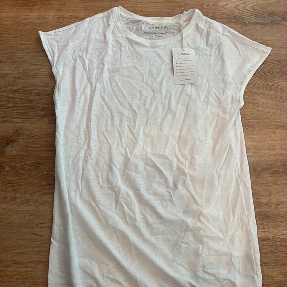 NWT White Tee Erin Gray Designs XS - Picture 1 of 3